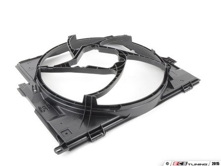 ES#2711595 - 17427640647 - Fan Shroud - Channels incoming air to make the most of the cooling systems abilities - Genuine BMW - BMW