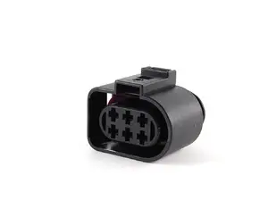 Connector housing - 6 Pin black