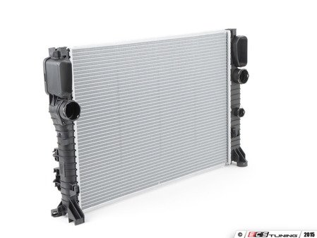 ES#2724171 - 2115003102 - Radiator  - Ensure proper cooling for your engine with a new radiator - Nissens - Mercedes Benz