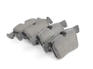 Front Brake Pad Set