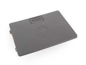 ES#461374 - 8R1819424 - Slave Terminal Cover - Covers the access in the rain tray for the positive battery slave terminal  - Genuine Volkswagen Audi - Audi
