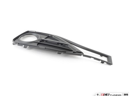 ES#2744233 - 51117309628 - PARTIALLY OPEN GRID, RIGHT - Genuine BMW - BMW
