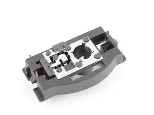 tail light bulb socket - right