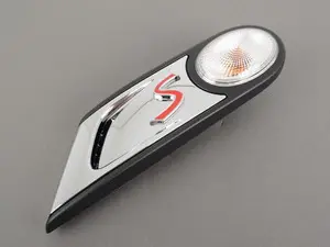 Side Turn Signal & Grille 