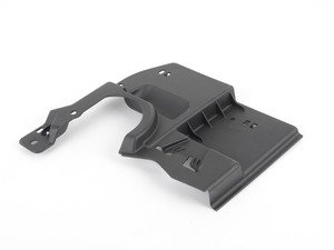 ES#2726432 - 8V0825272 - Underbody cover - Front right - This is the leading cover in front of the Right side underbody lining - Genuine Volkswagen Audi - Audi
