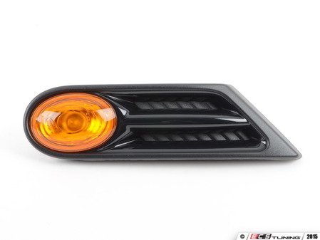 ES#2139014 - 63137260202 - Side Turn Signal & Grille - Amber - Right - Black side vent section on the quater panel ; black gloss - Genuine MINI - MINI