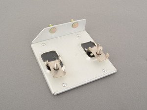 ES#2816316 - 8D0959493 - Fan Resistor Plate - 2 Pin - Metal plate resistor that controls auxiliary fan speed - Hamburg Tech - Audi