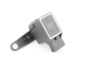 ES#2862446 - 0105427717 - Headlight Level Sensor - Maintain reduced body roll with functioning suspension sensors. - Hamburg Tech - Mercedes Benz