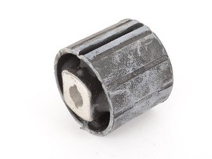 ES#4330518 - 33176760287 - Rear Differential Carrier Bushing - Prevent expensive damage and eliminate unwanted drivetrain flex, replace worn carrier bushings. - Meyle - BMW