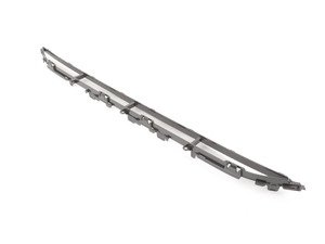 ES#2723591 - 8V58076479B9 - Lower Grille Assembly - Center - Keep your exterior looking clean - Genuine Volkswagen Audi - Audi