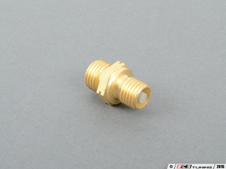 ES#2808471 - 0000746086 - Fuel Fitting  - Located at the fuel distributor - Hamburg Tech - Mercedes Benz