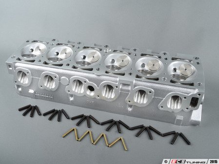 ES#2918686 - 11121707032-2 - M20 Cylinder Head - complete - Complete cylinder head with guides, seats, valves, & springs - AMC - BMW
