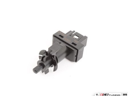 ES#2894236 - 0065451014 - Clutch Pedal Switch - Located behind the clutch pedal - Vemo - Mercedes Benz