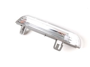 ES#318567 - 1K0949102 - Mirror Mounted Turn Signal - Right - Restore your vehicle's appearance and safety with this new turn signal. Comes with integrated bulb - Genuine Volkswagen Audi - Volkswagen