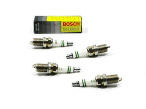 ES#985 - FR8DS-4 - Silver Tip Spark Plugs - Set Of Four (FR8DS) - From an original equipment supplier. - Bosch - Volkswagen
