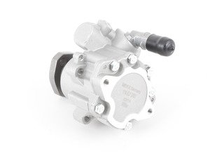 ES#2952049 - 028145157D - Power Steering Pump - Oil supply pipe pointed toward the belt area. - Meyle - Volkswagen