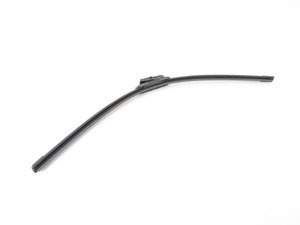 ES#2986733 - 4L1955425B - Wiper Blade - Driver - Upgrade your vehicle's visibility with the Bosch 26OE Icon Wiper Blade, engineered to deliver sleek, bracketless design and unmatched, streak free clarity. - Bosch - BMW