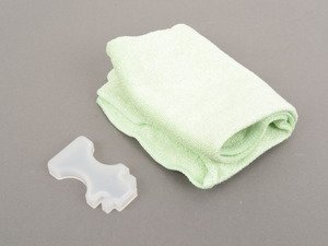 ES#2228519 - 54107306684 - CLEANING SET - Genuine BMW - BMW