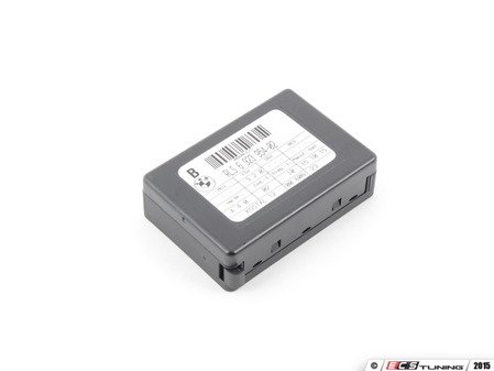 ES#2975979 - 61356923954 - Rain And Light Sensor - (NO LONGER AVAILABLE) - Mounts to the top of the windshield - Original Equipment Supplier - 