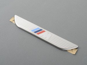 ES#1305273 - 51477205265 - BLENDE EINSTIEG HINT - Genuine BMW - BMW