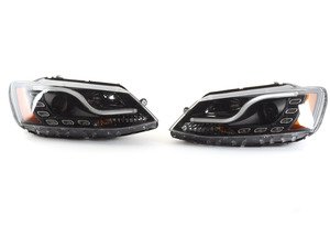 ES#2862431 - PR0YDVJ11LTDRLBK - Projector Headlight Set - Black - Features LED light tubes and pods as DRLs - Spyder - Volkswagen