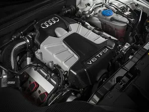  Carbon Fiber Engine Cover Kit - Audi 3.0T