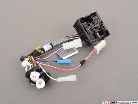 ES#181302 - 65129410558 - Stereo and HIFI System Adapter Tubing - Factory retrofitting wiring harness adapter designed to integrate 4-channel audio and standard radio connections on classic BMW chassis. - Genuine BMW - BMW