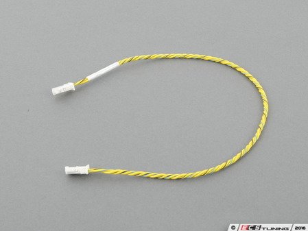 ES#181642 - 65137839853 - Crossover Connector - Priced Each - Connects the speaker to the frequency crossover - Genuine BMW - BMW