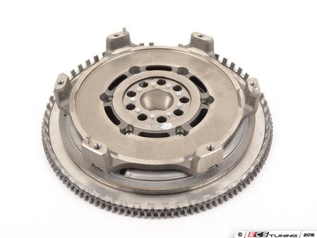 ES#2696362 - 21212283820 - Twin Mass Flywheel - A stock replacement flywheel - LUK - BMW