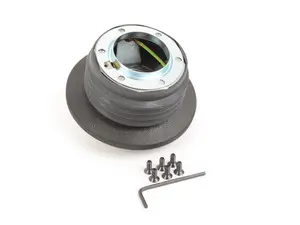 MOMO Steering Wheel Hub Adapter - Street