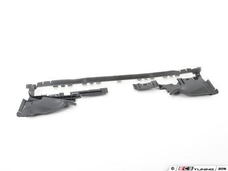 ES#1738663 - 2045050530 - Air Duct - Located around the radiator and cooling fan - Genuine Mercedes Benz - Mercedes Benz