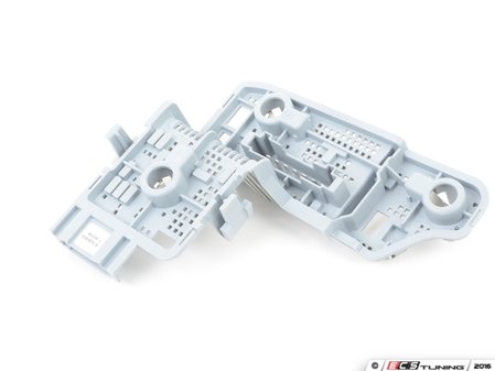 ES#4461750 - 204820227764 - BULB MOUNT - Genuine Mercedes Benz - Mercedes Benz