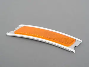 REFLECTOR, REAR RIGH