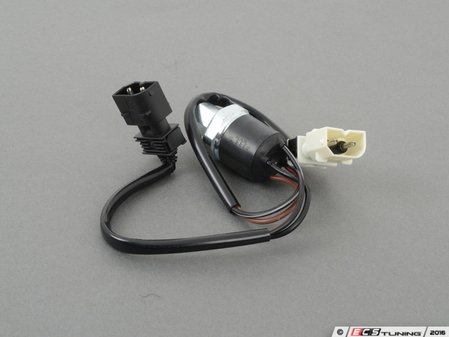 ES#2862721 - 64531390070 - A/C High Side Pressure Switch - Prevents excess pressure from building in the system. - Behr - BMW