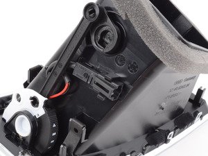 ES#461385 - 8R1820902GWVF - Dashboard Air Vent - Black - Genuine Volkswagen Audi - Audi