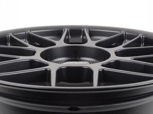 ES#3137548 - ARC8188595SB - APEX ARC-8 Staggered Wheel Set - Satin Black - Shed weight and add style with APEX wheels! 18x8.5" ET38/18x9.5" ET35. - APEX Wheels - BMW