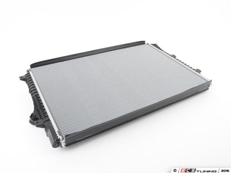 ES#2780834 - 5C0121251L - Radiator - Used for proper engine cooling operation - Genuine Volkswagen Audi - Volkswagen