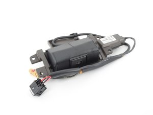 ES#3084999 - 9556452901X - Remanufactured Reversing Camera Module - Only available for purchase with core. Please see kit. - Genuine Porsche - 
