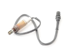 ES#3031887 - 11781716114 - Oxygen Sensor - Located in the front portion of the center muffler assembly - Bosch - BMW