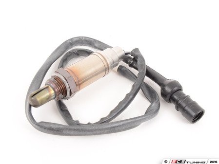 ES#3023819 - 11781310838 - E30 M3 Oxygen Sensor - Located in the front portion of the center muffler assembly - Bosch - BMW