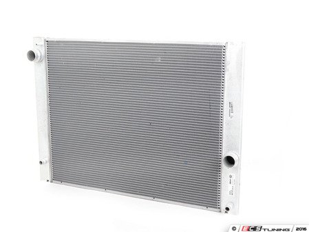 ES#3032190 - 17117534914 - Radiator - OEM Mahle-Behr replacement radiator. - Mahle-Behr - BMW
