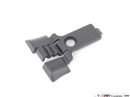 ES#2530680 - 51477292662 - Trunk insert Detent - Found on the rear trunk panel. - Genuine BMW - BMW