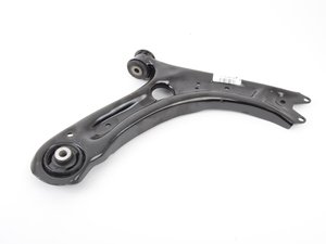 ES#2755345 - 5C0407152D - Front Control Arm - Right - Lower control arm with bushings - Genuine Volkswagen Audi - Volkswagen