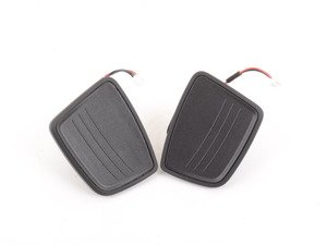 ES#3087966 - 8W0951523J5PR - Shift Paddle Set - Sabre (Black) - Includes both shift paddles located behind the steering wheel - Genuine Volkswagen Audi - Audi