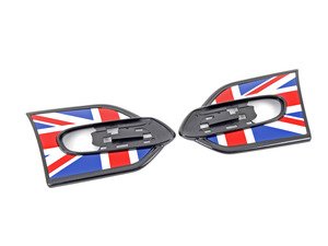 ES#2715001 - 51142339313 - Side Scuttle Set - Union Jack - Unique MINI design that attaches to the side corner panel - Genuine MINI - MINI