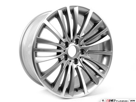 ES#2633696 - 36116851072 - 19" W-Spoke Style 423 Wheel - Priced Each - 19x9 ET44 72.6CB - Genuine BMW - BMW