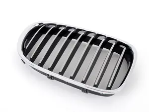 Chrome Grille - Front Right