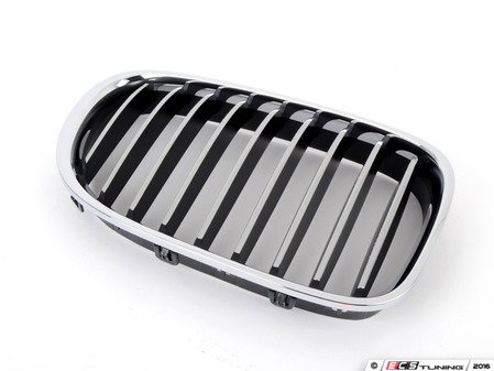 ES#2607438 - 51117295298 - Chrome Grille - Front Right - Genuine BMW replacement grille for damaged or missing grilles. - Genuine BMW - BMW
