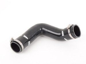 ES#1832552 - FMSH159 - Intercooler Inlet Pipe - Black - A single hose from the output pipe of the turbo into the 1st intercooler - Forge - 