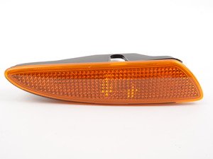 ES#1800117 - 2308201021 - Side Marker - Fits right side - Genuine Mercedes Benz - Mercedes Benz